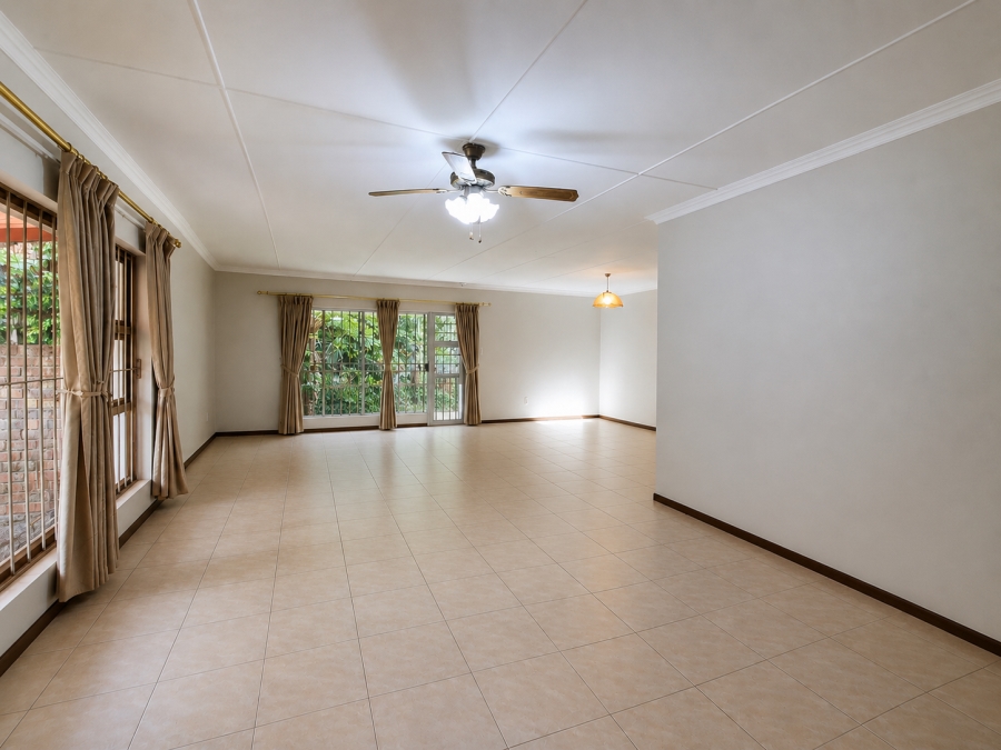 4 Bedroom Property for Sale in Nahoon Valley Park Eastern Cape